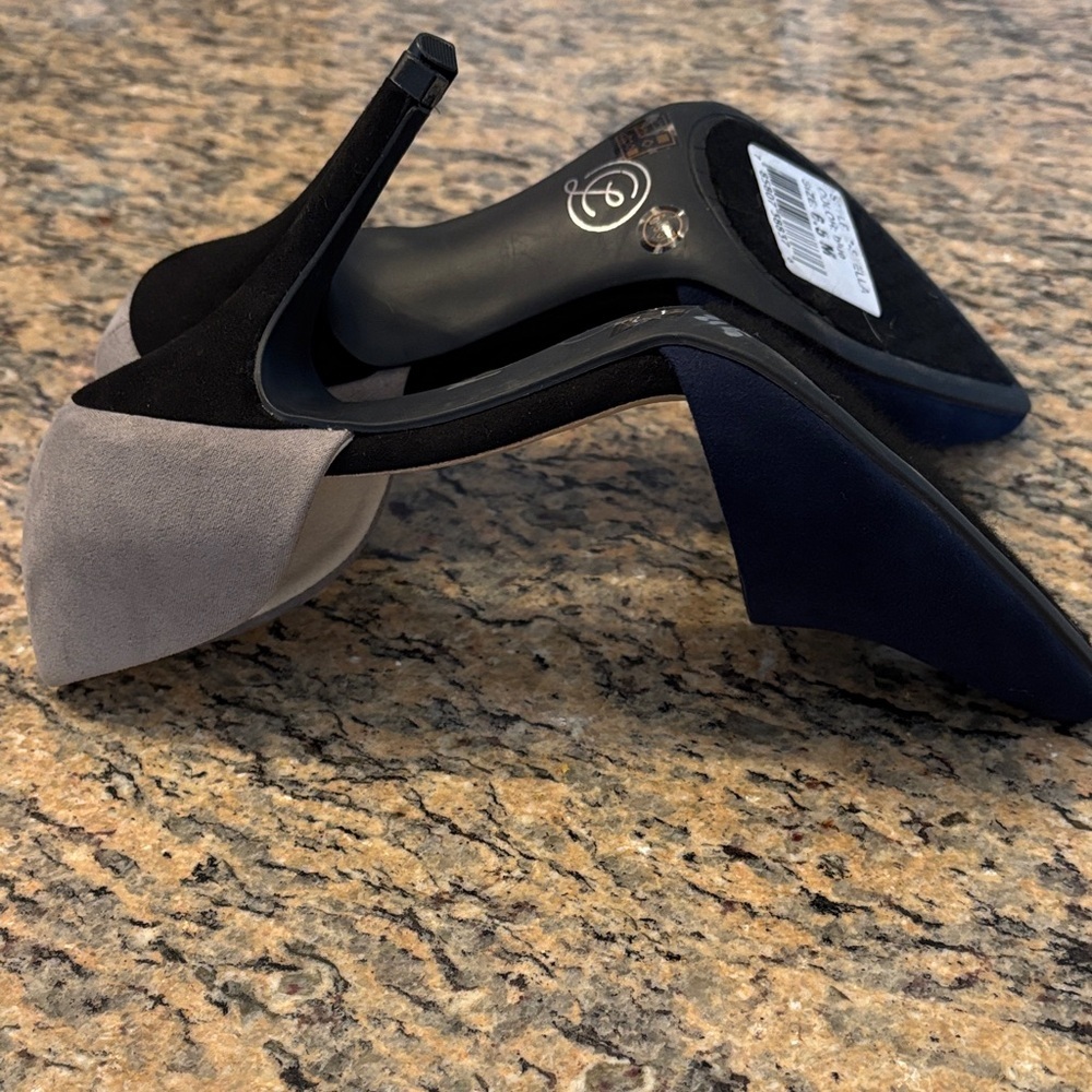 Chinese Laundry D'Orsay Heels Navy Gray Black Size 6.5 NWOT Pointed Toe - Picture 5 of 6